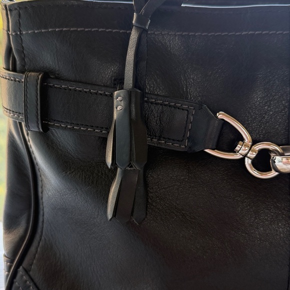 Coach Vintage Black Leather Handbag - Picture 3 of 11